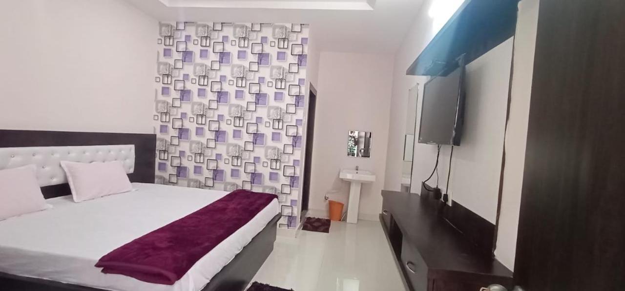 Varun Residency Bhadrachalam Eksteriør billede